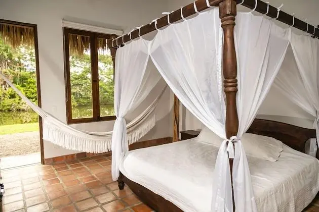 Comfort Oda, 1 En Büyük (King) Boy Yatak, Göl Manzaralı