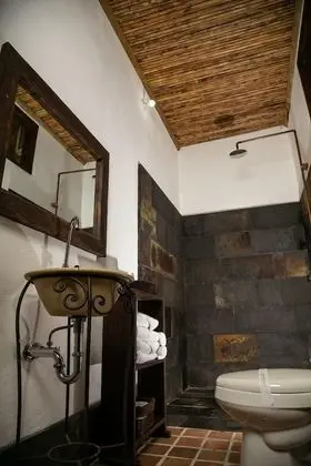 Comfort Oda, 2 Büyük (Queen) Boy Yatak, Göl Manzaralı