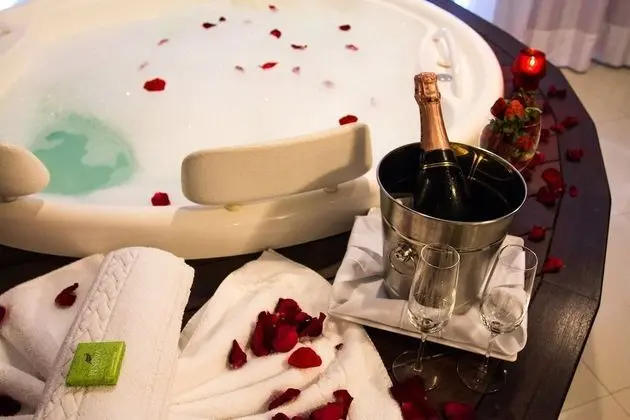 Luxury Süit, 1 En Büyük (King) Boy Yatak, Sıcak Su Küveti