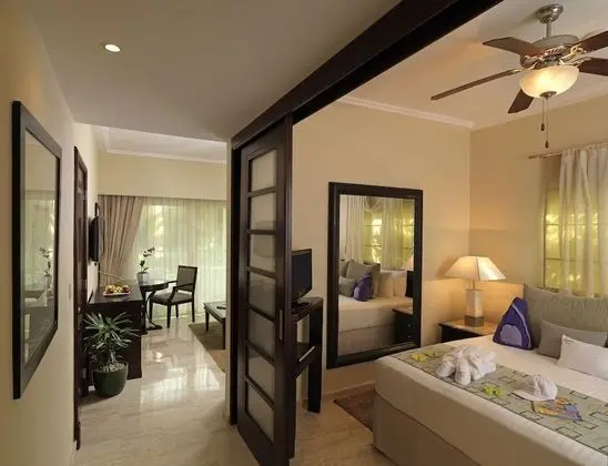 Family Concierge One Bedroom Suite