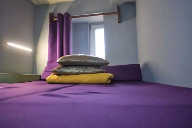 Basic Tek Büyük veya İki Ayrı Yataklı Oda, Karma Ranzalı Oda