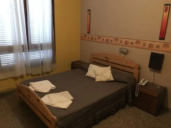 Dört Kişilik Oda, Birden Çok Yatak