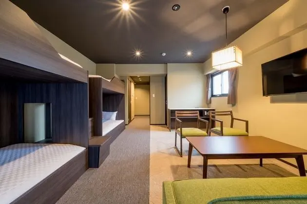 Oda (2 Bunk Beds and Sofa Bed for 5 Guests)