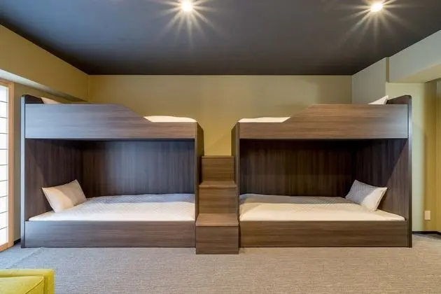 Oda (2 Bunk Beds and Sofa Bed for 5 Guests)