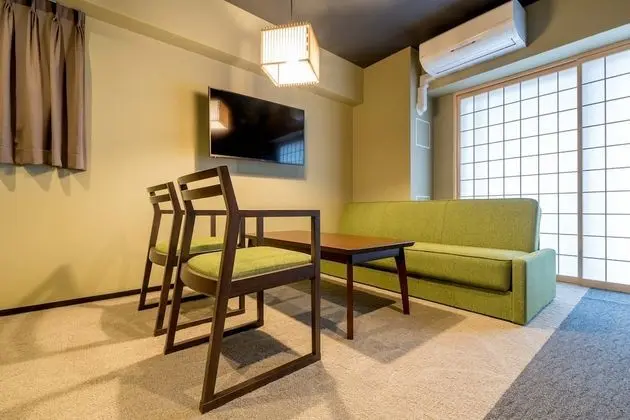 Oda (2 Bunk Beds and Sofa Bed for 5 Guests)