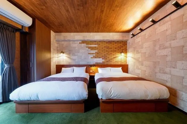 Design İki Ayrı Yataklı Oda, Sigara İçilmez (Brownstone, theater room)