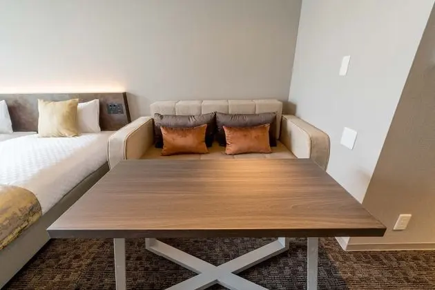 Dört Kişilik Oda, Sigara İçilmez (2 Single Beds and 1 Double Sofa Bed)