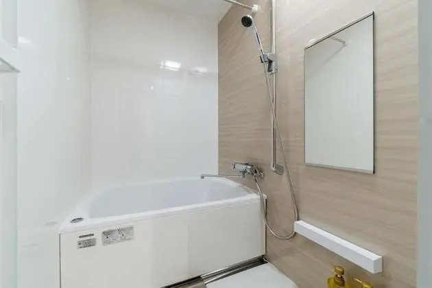 Dört Kişilik Oda, Sigara İçilmez (2 Single Beds and 1 Double Sofa Bed)
