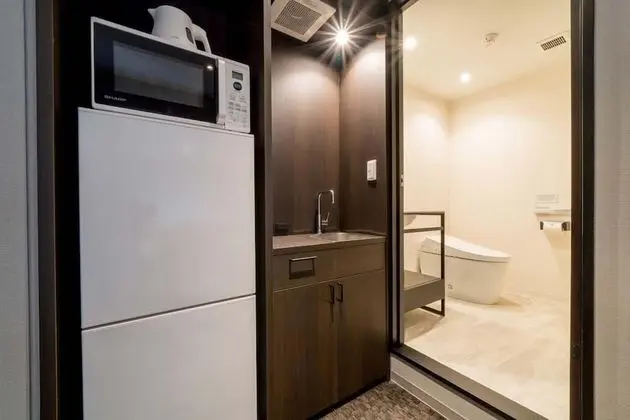 Family Oda, Sigara İçilmez (1 Queen and 2 Sofa Beds, for 5 people)
