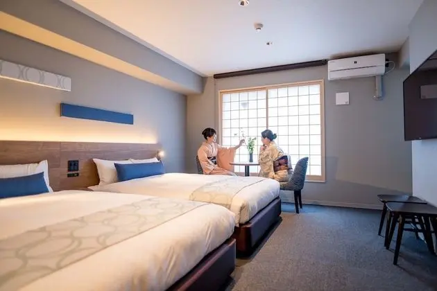 Standard Dört Kişilik Oda