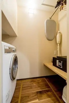 Ev (See all information before booking)