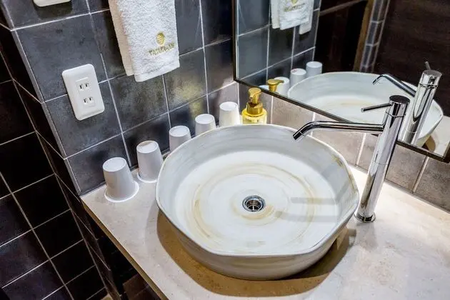 Ev (See all information before booking)