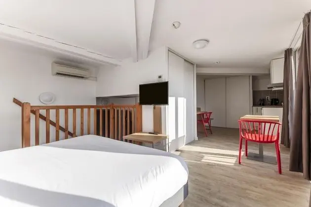 Superior Stüdyo, 1 Çift Kişilik veya 2 Tek Kişilik Yatak, Teras, Şehir Manzaralı