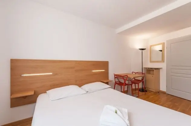 Stüdyo, 1 Çift Kişilik Yatak
