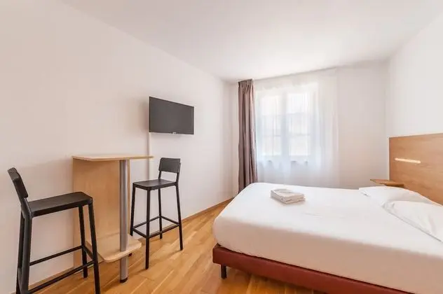 Stüdyo, 1 Çift Kişilik Yatak