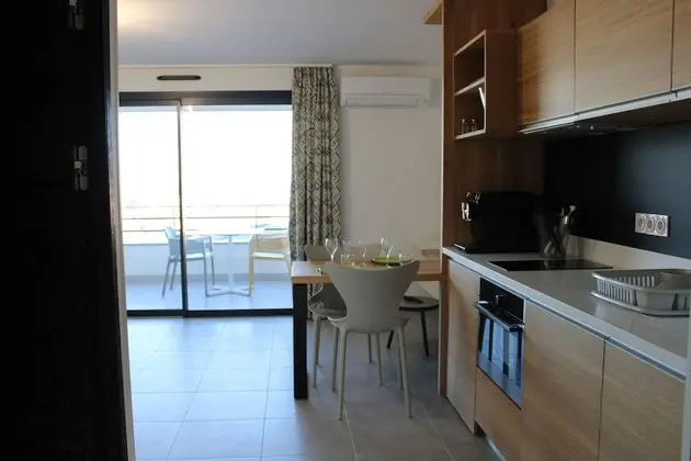 Stüdyo, Engellilere Uygun, Havuz Manzaralı