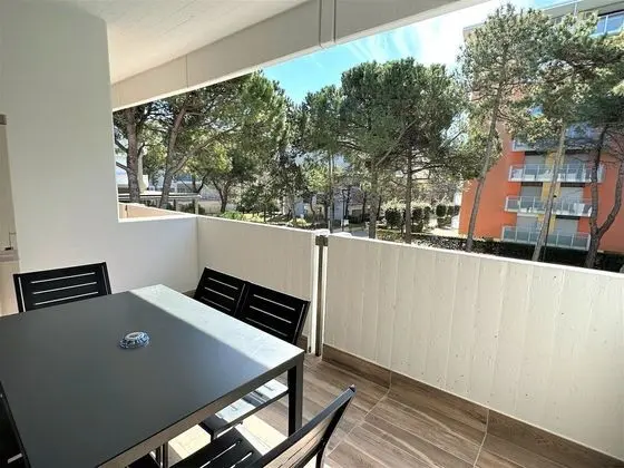Daire, 2 Yatak Odası (A10141)