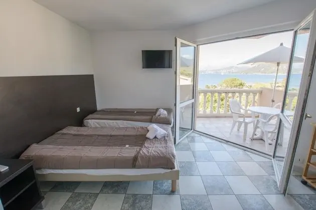 Stüdyo, 2 Tek Kişilik Yatak, Sigara İçilmez, Küçük Mutfak
