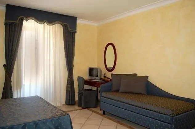 Stüdyo (for 3 people)