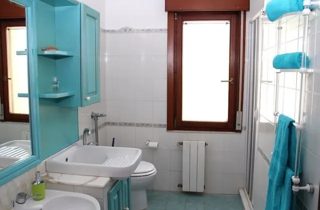 Economy İki Ayrı Yataklı Oda, 2 Tek Kişilik Yatak, Ortak Banyo