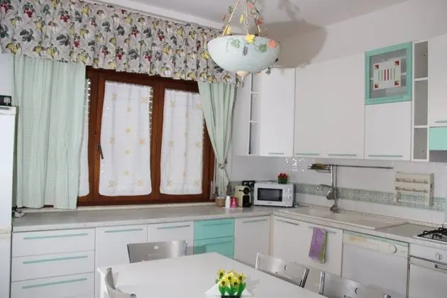 Tek Büyük Yataklı Oda, Ortak Banyo