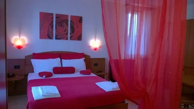 Romantic Stüdyo Süit, 1 Büyük (Queen) Boy Yatak, Özel Banyo, Bahçeli