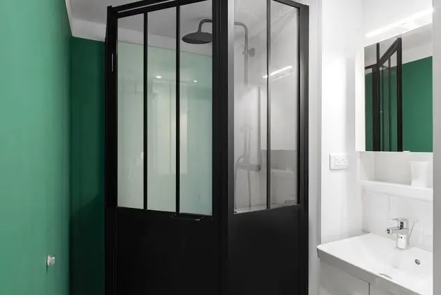 Apart Daire, Banyolu/Duşlu (Aloa)