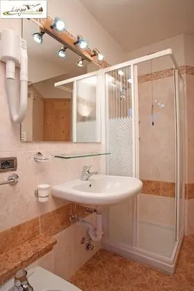 Superior Apart Daire, 2 Yatak Odası, 2 Banyolu, Dağ Manzaralı