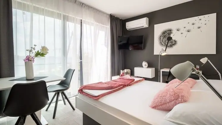 Stüdyo, Teras, Deniz Manzaralı
