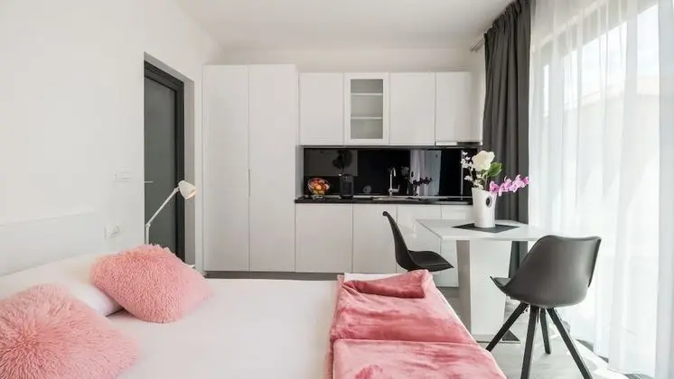 Stüdyo, Teras, Deniz Manzaralı