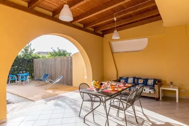 Apart Daire, 2 Yatak Odası, Veranda, Zemin Kat (ERMES)