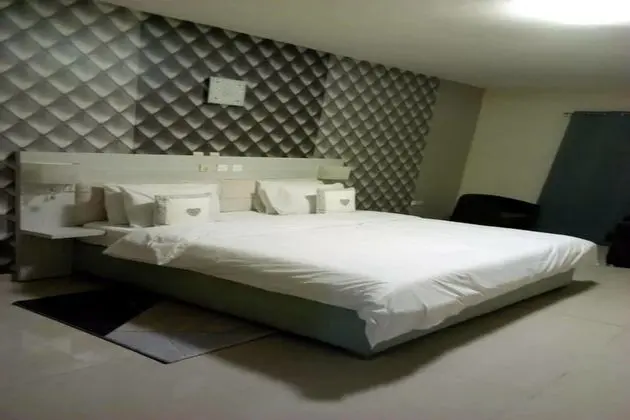 Senior Süit, Sigara İçilmez