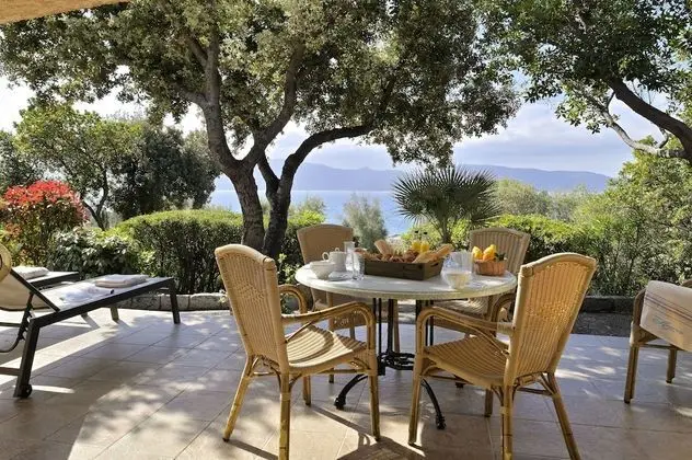 Luxury Villa, 2 Yatak Odası, Havuz Kullanımı, Deniz Manzaralı