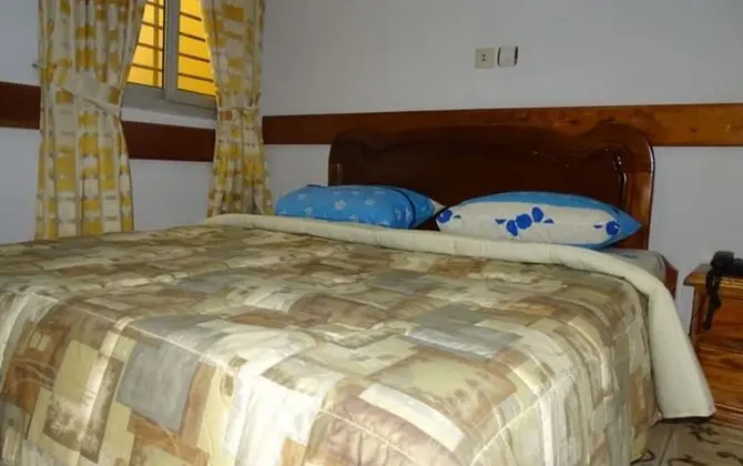 Süit, 1 Büyük (Queen) Boy Yatak, Sigara İçilmez