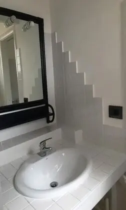 Apart Daire, 1 Yatak Odası, Teras, Kanal Manzaralı