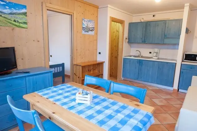 Apart Daire, 1 Büyük (Queen) Boy Yatak ve Çekyat, Dağ Manzaralı