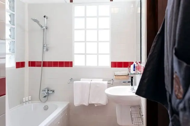Deluxe Tek Büyük Yataklı Oda, 1 En Büyük (King) Boy Yatak, Bahçe Manzaralı