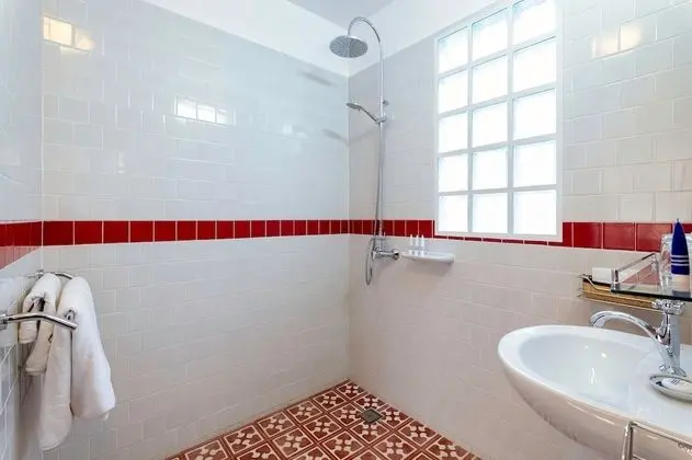 Deluxe Tek Büyük Yataklı Oda, 1 En Büyük (King) Boy Yatak, Bahçe Manzaralı