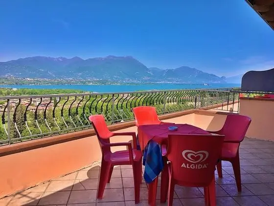 Family Apart Daire, 1 Yatak Odası, Göl Manzaralı, Havuz Kenarı