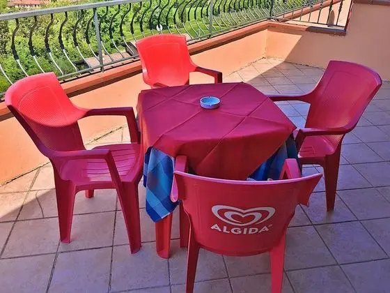 Family Apart Daire, 1 Yatak Odası, Göl Manzaralı, Havuz Kenarı