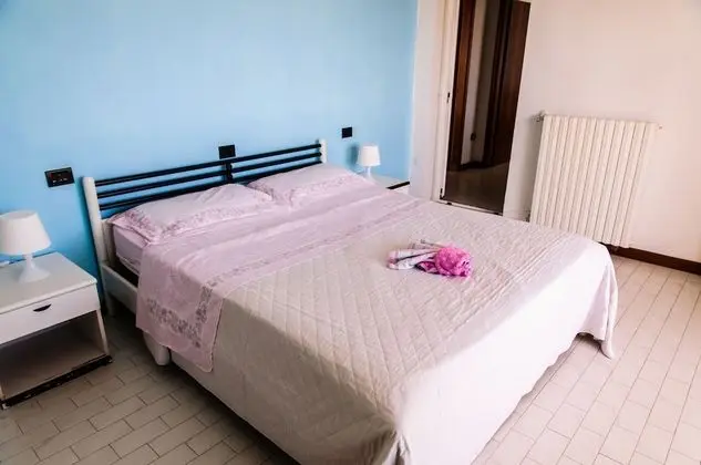 Apart Daire, 2 Yatak Odası, Denize Bakan