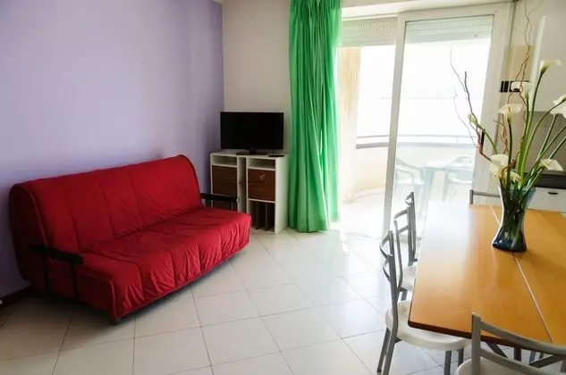 Apart Daire, 2 Yatak Odası, Denize Bakan
