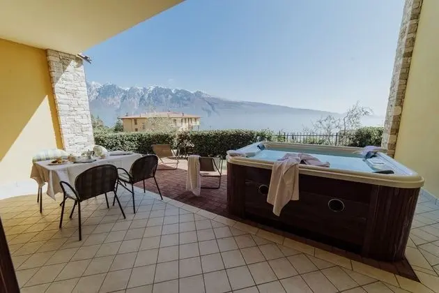 Deluxe Apart Daire, 2 Yatak Odası, Göl Manzaralı, Zemin Kat