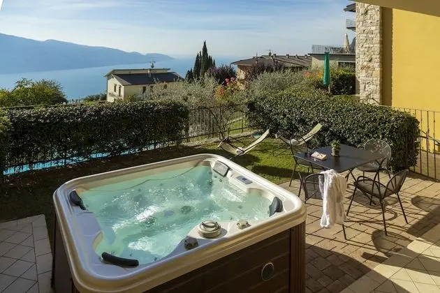 Deluxe Apart Daire, 2 Yatak Odası, Göl Manzaralı, Zemin Kat