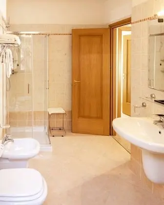 Deluxe Apart Daire, 2 Yatak Odası, Göl Manzaralı, Zemin Kat