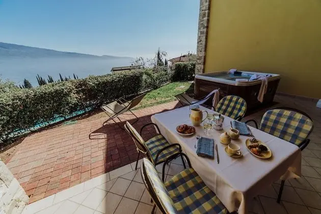 Deluxe Apart Daire, 2 Yatak Odası, Göl Manzaralı, Zemin Kat