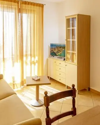 Standard Apart Daire, 1 Yatak Odası, Göl Manzaralı, Zemin Kat