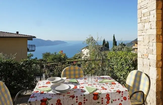 Standard Apart Daire, 2 Yatak Odası, Göl Manzaralı, Zemin Kat