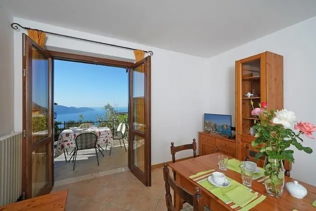 Standard Apart Daire, 2 Yatak Odası, Göl Manzaralı, Zemin Kat