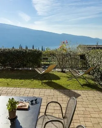 Standard Apart Daire, 2 Yatak Odası, Göl Manzaralı, Zemin Kat